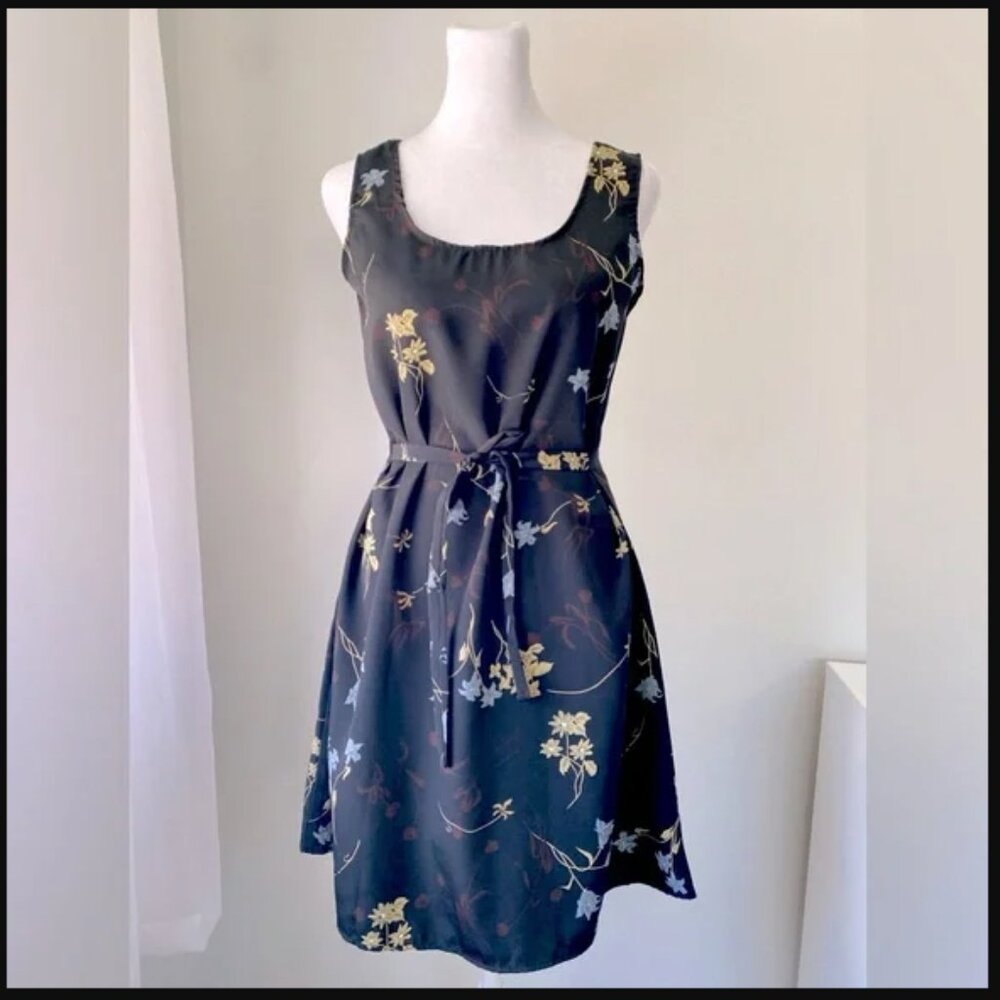 Vintage ‘00s David Alexander Black Floral Belted Mini Dress